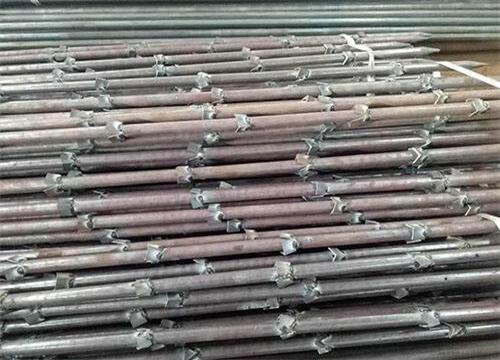 嘉荫隧道钢花管